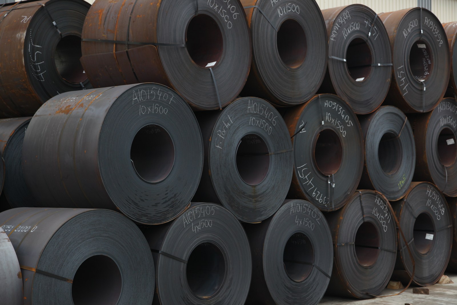 Hot Rolled Steel Coils | CoreMet Steel Supplier UK & Global Hot rolled steel coils (HRC) in storage – hot rolled coil supplier UK and worldwide